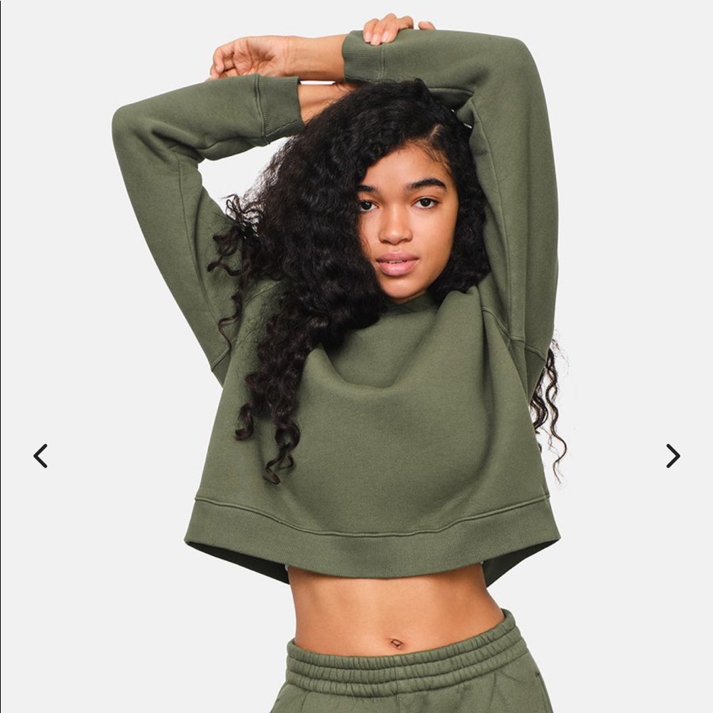 Outdoor Voices Nimbus Cropped Hoodie